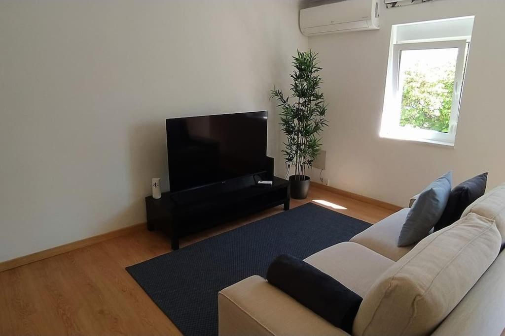 Lisboa/City/Sunny Apar/Metro/Airport/Wifi/Air Cond Exterior photo